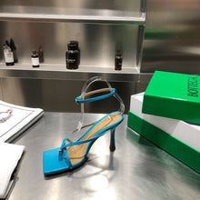 Load image into Gallery viewer, Bottega Veneta Stretch Heels
