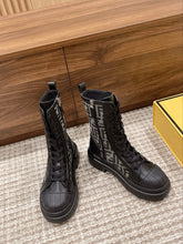 Load image into Gallery viewer, Fendi Rockoko Boots