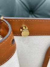 Load image into Gallery viewer, Fendi Peekaboo X Tote Bag