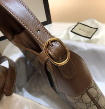 Load image into Gallery viewer, Gucci Jackie 1961 Small Shoulder Bag - LUXURY KLOZETT