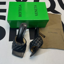 Load image into Gallery viewer, Bottega Veneta Heels