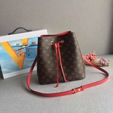 Load image into Gallery viewer, Louis Vuitton NeoNoe MM Bag