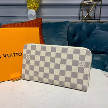 Load image into Gallery viewer, Louis Vuitton Zippy Wallet