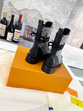 Load image into Gallery viewer, Louis Vuitton Metropolis Flat Ranger Boots
