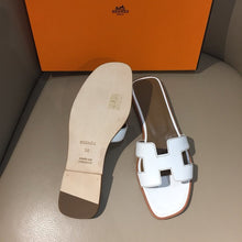 Load image into Gallery viewer, Hermes Oran Sandal