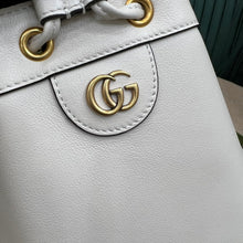 Load image into Gallery viewer, Gucci Diana Mini Bucket Bag
