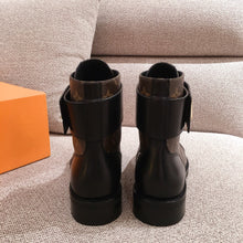 Load image into Gallery viewer, Louis Vuitton Boots