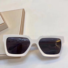 Load image into Gallery viewer, Louis Vuitton 1.1 Millionaires Sunglasses