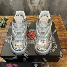 Load image into Gallery viewer, Versace Odissea Sneakers