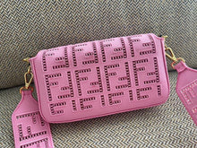 Load image into Gallery viewer, Fendi Baguette Bag