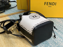 Load image into Gallery viewer, Fendi Mon Tresor Mini Bag - LUXURY KLOZETT