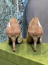 Load image into Gallery viewer, Gucci The Hacker Project Knife Pump