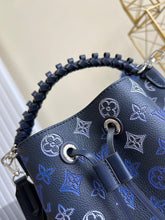 Load image into Gallery viewer, Louis Vuitton Muria Bag