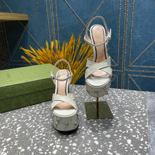 Load image into Gallery viewer, Gucci Interlocking G Studs Sandal