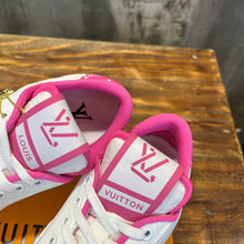 Load image into Gallery viewer, Louis Vuitton Charlie Sneakers