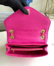 Load image into Gallery viewer, Louis Vuitton New Wave Chain Bag