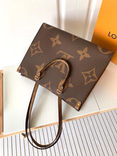 Load image into Gallery viewer, Louis Vuitton OnTheGo MM Tote Bag - LUXURY KLOZETT