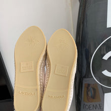 Load image into Gallery viewer, Gucci Espadrilles With Double G