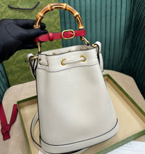 Load image into Gallery viewer, Gucci Diana Mini Bucket Bag