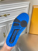 Load image into Gallery viewer, Louis Vuitton Trainer Sneakers