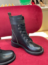 Load image into Gallery viewer, Louis Vuitton Boots