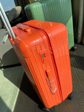 Load image into Gallery viewer, Rimowa Large Essential Suitcase