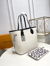 Load image into Gallery viewer, Louis Vuitton Neverfull MM Bag