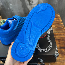 Load image into Gallery viewer, Versace Odissea Sneakers