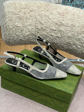 Load image into Gallery viewer, Gucci GG Slingback Pump
