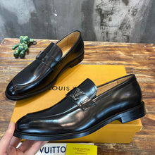 Load image into Gallery viewer, Louis Vuitton Loafer