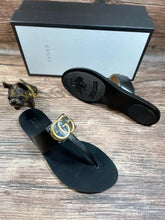 Load image into Gallery viewer, Gucci Leather Thong Scandal - LUXURY KLOZETT