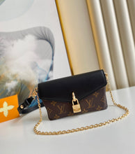 Load image into Gallery viewer, Louis Vuitton Padlock On Strap Bag