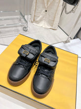 Load image into Gallery viewer, Fendi Match Sneakers
