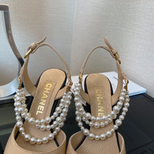 Load image into Gallery viewer, Chanel heels