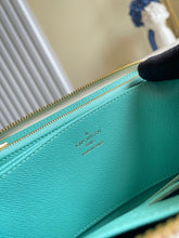 Load image into Gallery viewer, Louis Vuitton Zippy Wallet