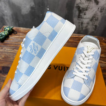 Load image into Gallery viewer, Louis Vuitton Resort Sneakers