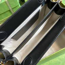 Load image into Gallery viewer, Gucci GG Matelasse Leather Shoulder Bag