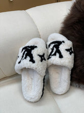 Load image into Gallery viewer, Louis Vuitton Magnetic Mule