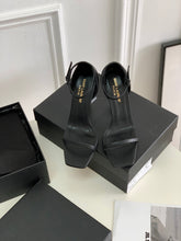Load image into Gallery viewer, YSL Opyum Heels
