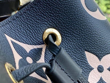 Load image into Gallery viewer, Louis Vuitton NeoNoe MM Bag - LUXURY KLOZETT