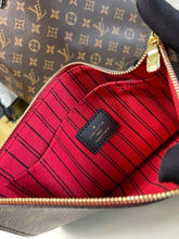 Load image into Gallery viewer, Louis Vuitton Neverfull MM Tote Bag - LUXURY KLOZETT