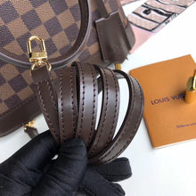 Load image into Gallery viewer, Louis Vuitton Alma BB Bag - LUXURY KLOZETT