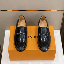 Load image into Gallery viewer, Louis Vuitton Shoe