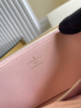 Load image into Gallery viewer, Louis Vuitton Zippy Wallet