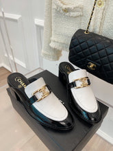 Load image into Gallery viewer, Chanel Sandals