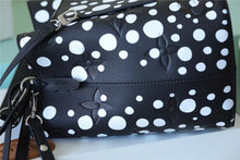 Load image into Gallery viewer, Louis Vuitton NeoNoe MM Bag