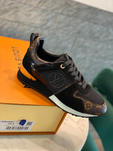 Load image into Gallery viewer, Louis Vuitton Run Away Sneakers