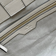 Load image into Gallery viewer, Gucci GG Matelasse Leather Medium Tote Bag