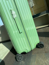 Load image into Gallery viewer, Rimowa Large Essential Suitcase