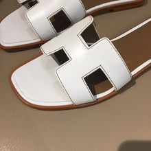 Load image into Gallery viewer, Hermes Oran Sandal